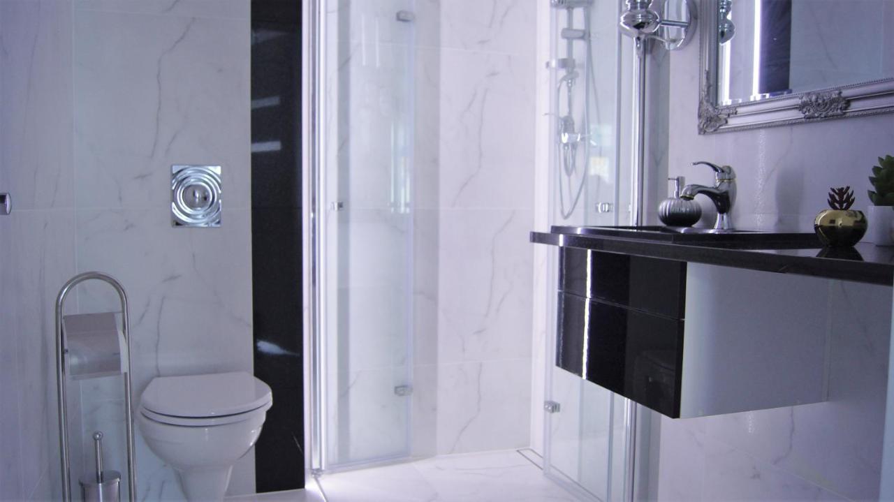 Przestronny Apartament Contento- Wroclaw Centrum Apartment ภายนอก รูปภาพ
